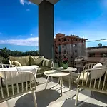 Oasis 301 Gorgeous Modern 2-bed Complex Pool * Paphos