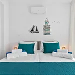 Oasis 301 Gorgeous Modern 2-bed Complex Pool Paphos