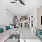 Apartment Oasis 301 Gorgeous Modern 2-bed Complex Pool *