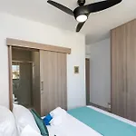 Oasis 301 Gorgeous Modern 2-bed Complex Pool Apartment *