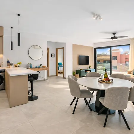 Apartmán Oasis 301 Gorgeous Modern 2-bed Complex Pool Paphos