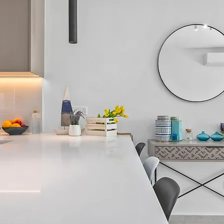 Oasis 301 Gorgeous Modern 2-bed Complex Pool Apartamento Paphos