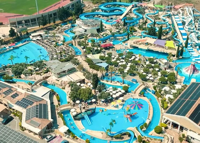 Apartament Oasis 301 Gorgeous Modern 2-bed Complex Pool *