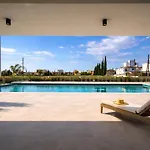 Oasis 301 Gorgeous Modern 2-bed Complex Pool * Paphos